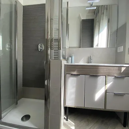 Vfh Argonne Trendy By The Park Apartman *